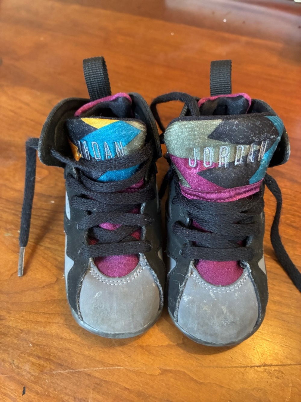 Nike Baby Air Jordan 7 Retro Bordeaux Sneakers